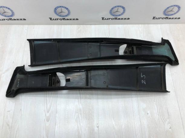 Накладка центральной стойки кузова Mercedes W210 A2106920389