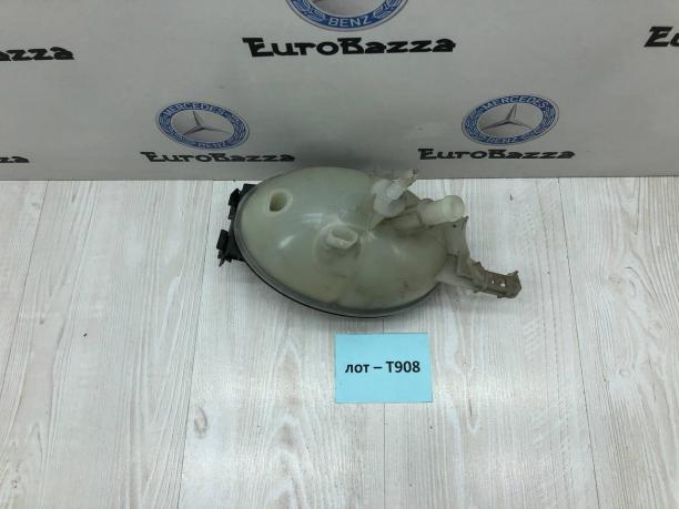 Бачок расширительный Mercedes W218 A2045000749