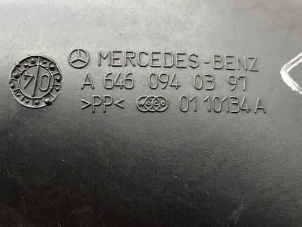 Патрубок воздушного фильтра Mercedes W203 A6460900082