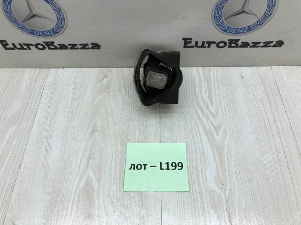 Опора АКПП Mercedes W203 A2202400418