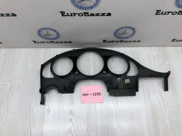 Накладка приборной панели Mercedes R170 A1706800336