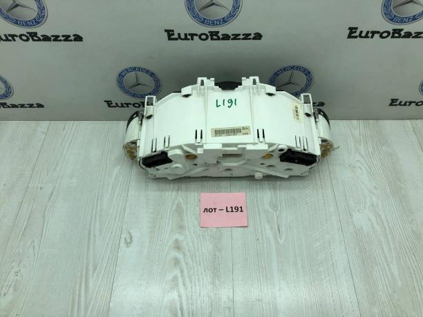 Приборная панель Mercedes R170 A1706800336