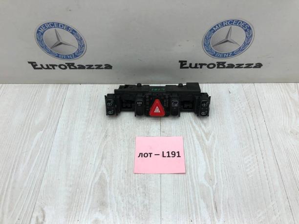 Блок кнопок центральной консоли Mercedes R170 A2108200151