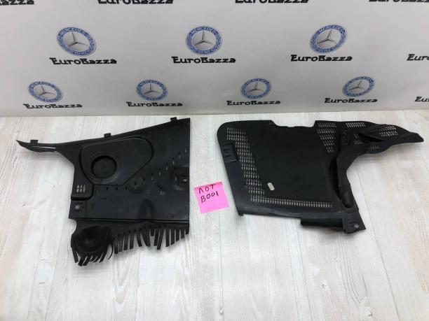 Пластик подкапотный Mercedes W219 A2118300813