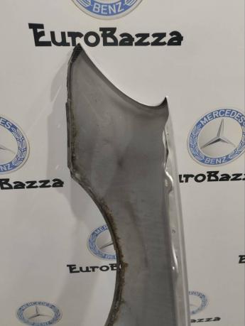 Переднее правое крыло Mercedes W220 A2208800418