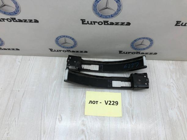 Ограничитель задней двери Mercedes Sprinter W906 A9067600328