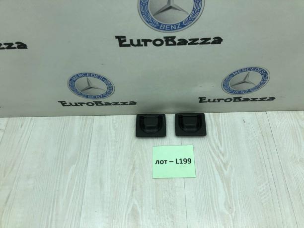 Петля фиксации груза в багажнике Mercedes W203 A2108490079