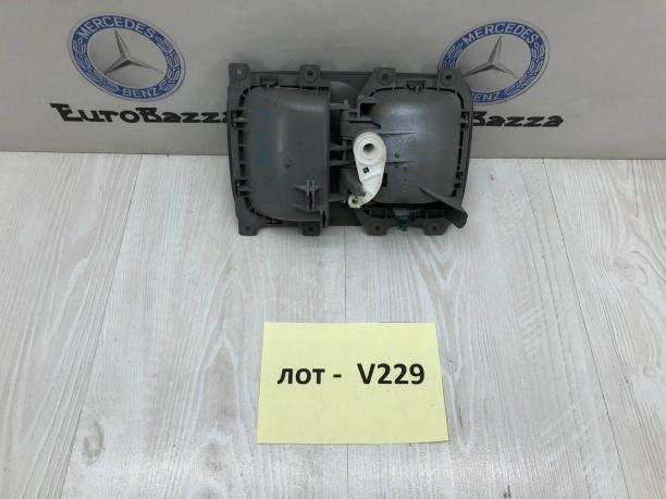 Ручка открытия задней двери Mercedes W906 A9067600061