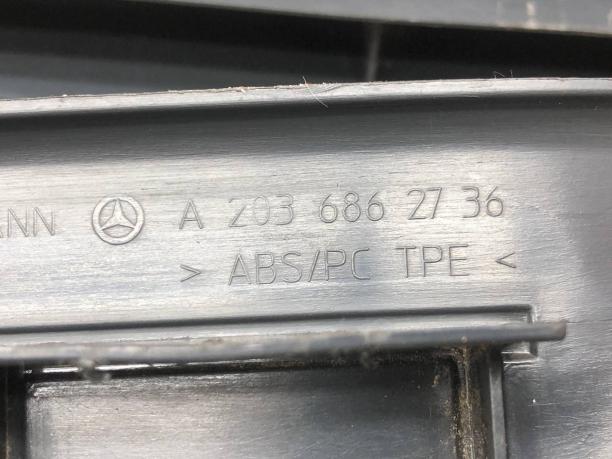 Задний нижний внутренний порог Mercedes W203 A2036861236