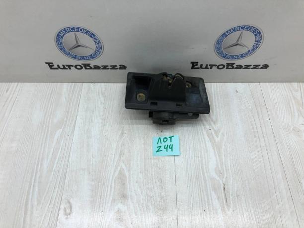 Замок крышки багажника Mercedes W210 A2107500684