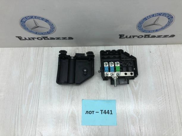 Блок силовых предохранителей спереди Mercedes W251 A1645400350