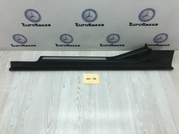 Накладка порога внутренняя задняя Mercedes W203 A2036800735