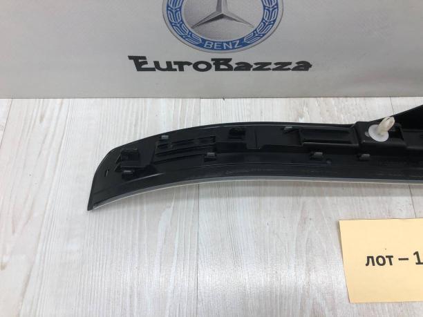 Накладка порога внутренняя задняя Mercedes W221 A2216801735