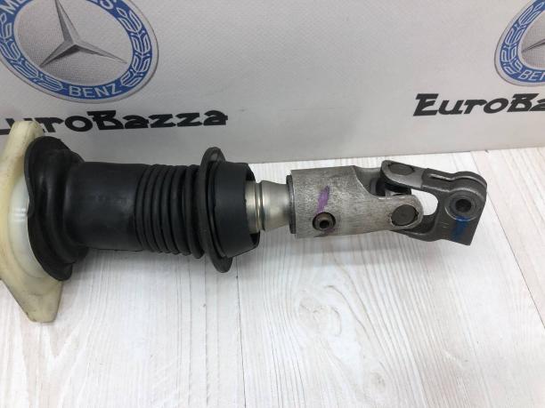 Рулевой кардан Mercedes W251 A2514600210