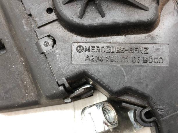 Замок крышки багажника Mercedes W212 A2047500185