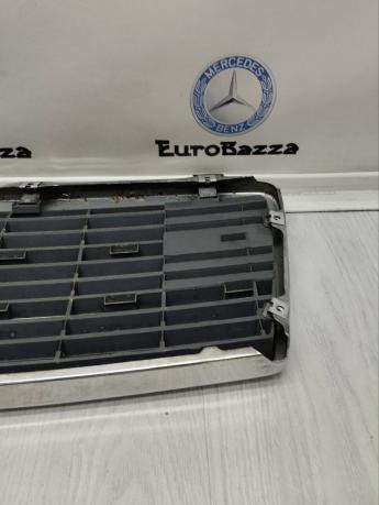 Решетка радиатора Mercedes W202 A2028880323