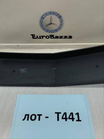 Площадка под передний номер Mercedes W251 AMG A2518850581