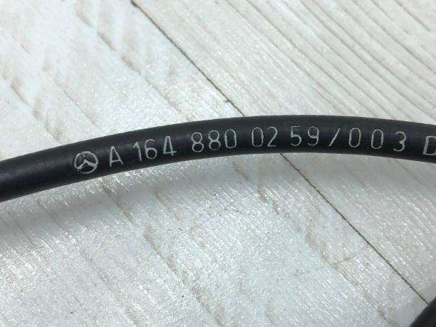 Трос капота передний Mercedes X164 А1648800259 А1648800259