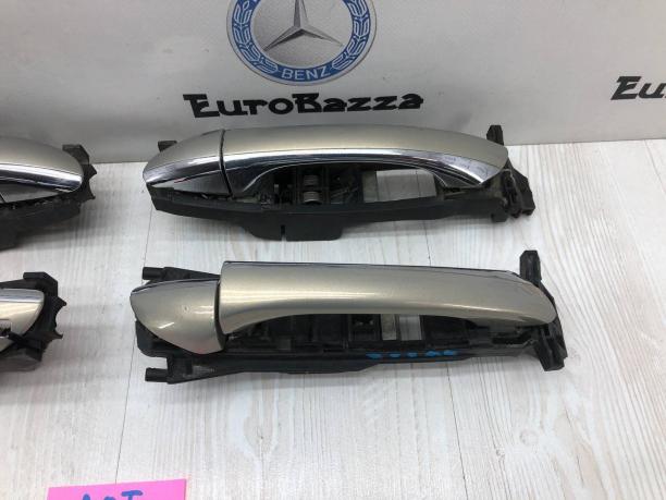 Ручка двери Mercedes W203 A2037600370