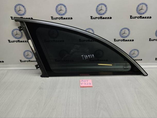 Форточка задняя левая Mercedes W251 A2516703350