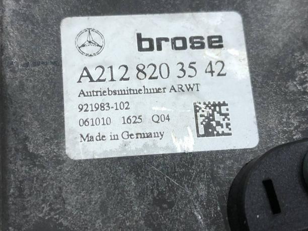 Привод крышки багажника Mercedes X204 А2128203542 А2128203542