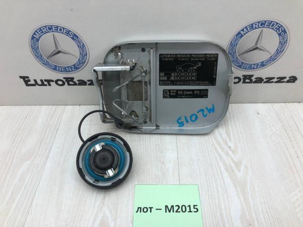 Лючок бензобака Mercedes W203 Coupe A2037500806