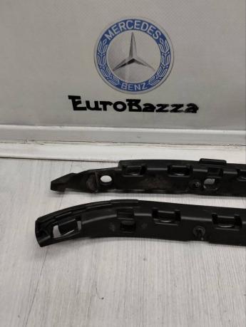 Кронштейн заднего бампера Mercedes W218 A2188800630