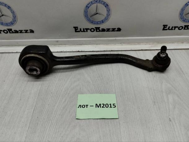 Рычаг передний нижний правый Mercedes W203 A2033303411