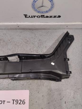 Накладка погрузочного контура Mercedes W203 A2036900525