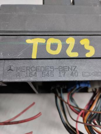 Блок предохранителей задний Mercedes W164 А1645403072 А1645403072