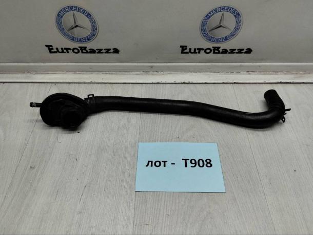 Патрубок системы охлаждения Mercedes W218 A2128300696