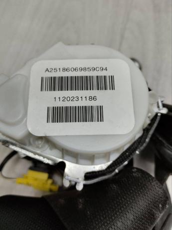 Ремень безопасности Mercedes W251 A2518608086