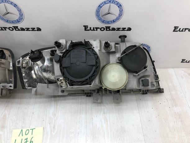 Фара с повторителем Mercedes W202 A2028261180