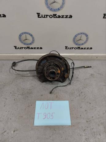 Кулак задний правый Mercedes W211 A2113570508