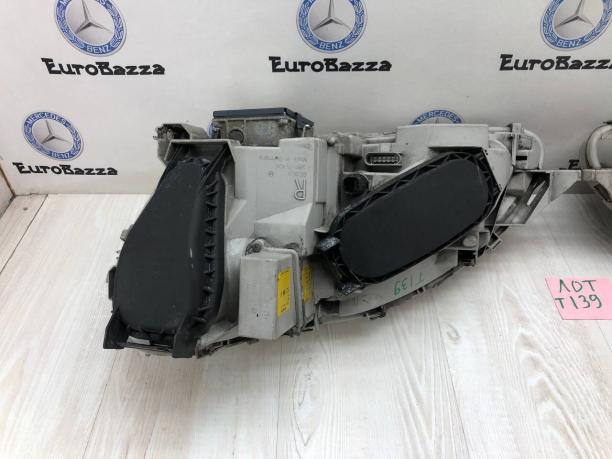 Фары ксеноновые Mercedes W220 A2208200961