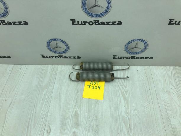 Пружины крышки багажника Mercedes W203 А2037570029 А2037570029