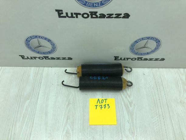 Пружина крышки багажника Mercedes W221 A2217500336