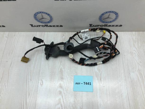 Проводка двери передней правой Mercedes W251 A2514401813