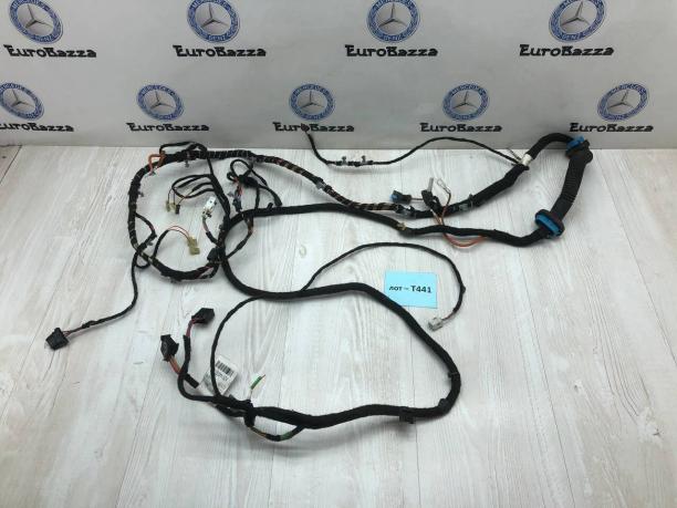 Правая проводка крышки багажника Mercedes W251 A2514403013