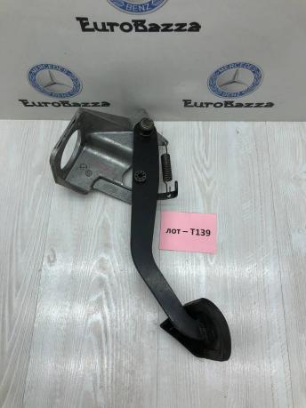 Педаль тормоза Mercedes W220 A2202900719