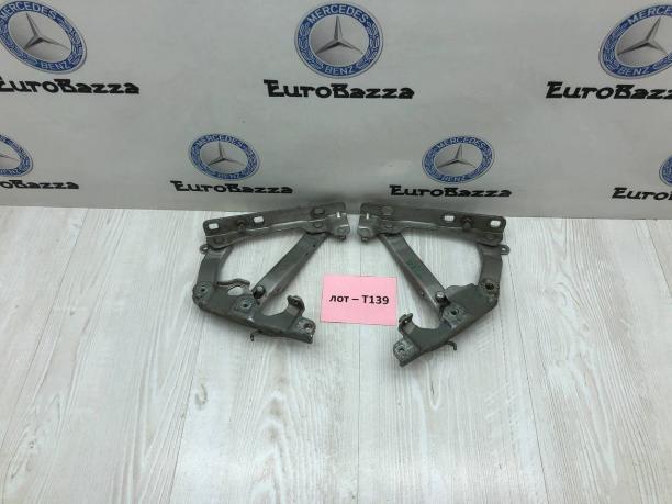 Петля капота Mercedes W220 A2208800128