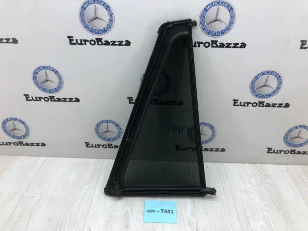 Форточка двери задняя левая Mercedes W251 A2517300155