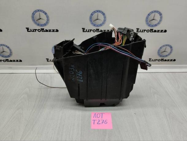 Корпус электронных блоков управления Mercedes W203 A2035452301