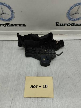 Замок передней левой двери Mercedes W202 A2027203535