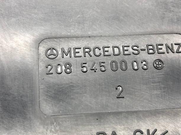 Крышка блока предохранителей Mercedes W202 A2085450003