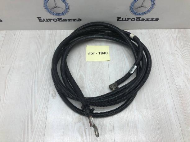 Плюсовая клемма Mercedes W202 A2025400630