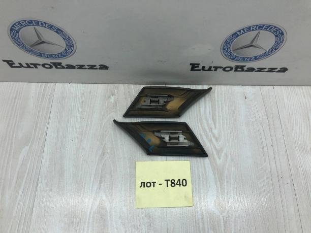 Молдинг заднего крыла Mercedes W202 A2026905362