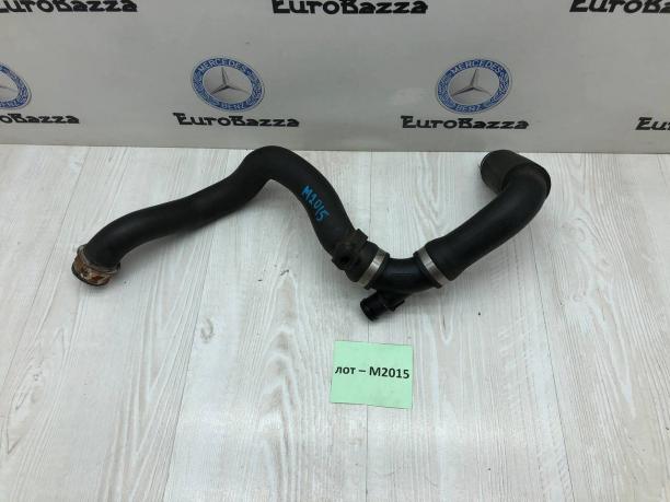 Патрубок радиатора нижний Mercedes W203 А2095012682 А2095012682