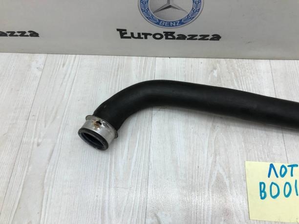 Патрубок радиатора верхний Mercedes W219 A2115015382