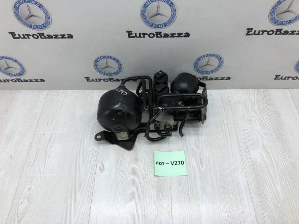 Блок клапанов гидроподвески Mercedes R230 A2203200358